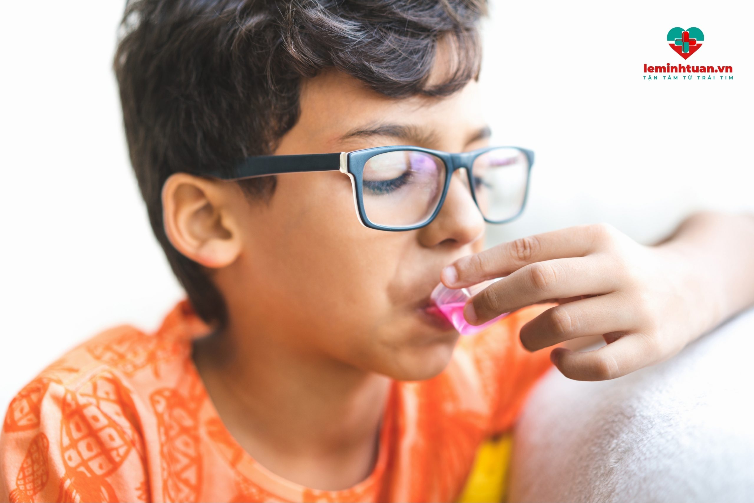 Trẻ thiếu canxi nên uống thuốc gì?