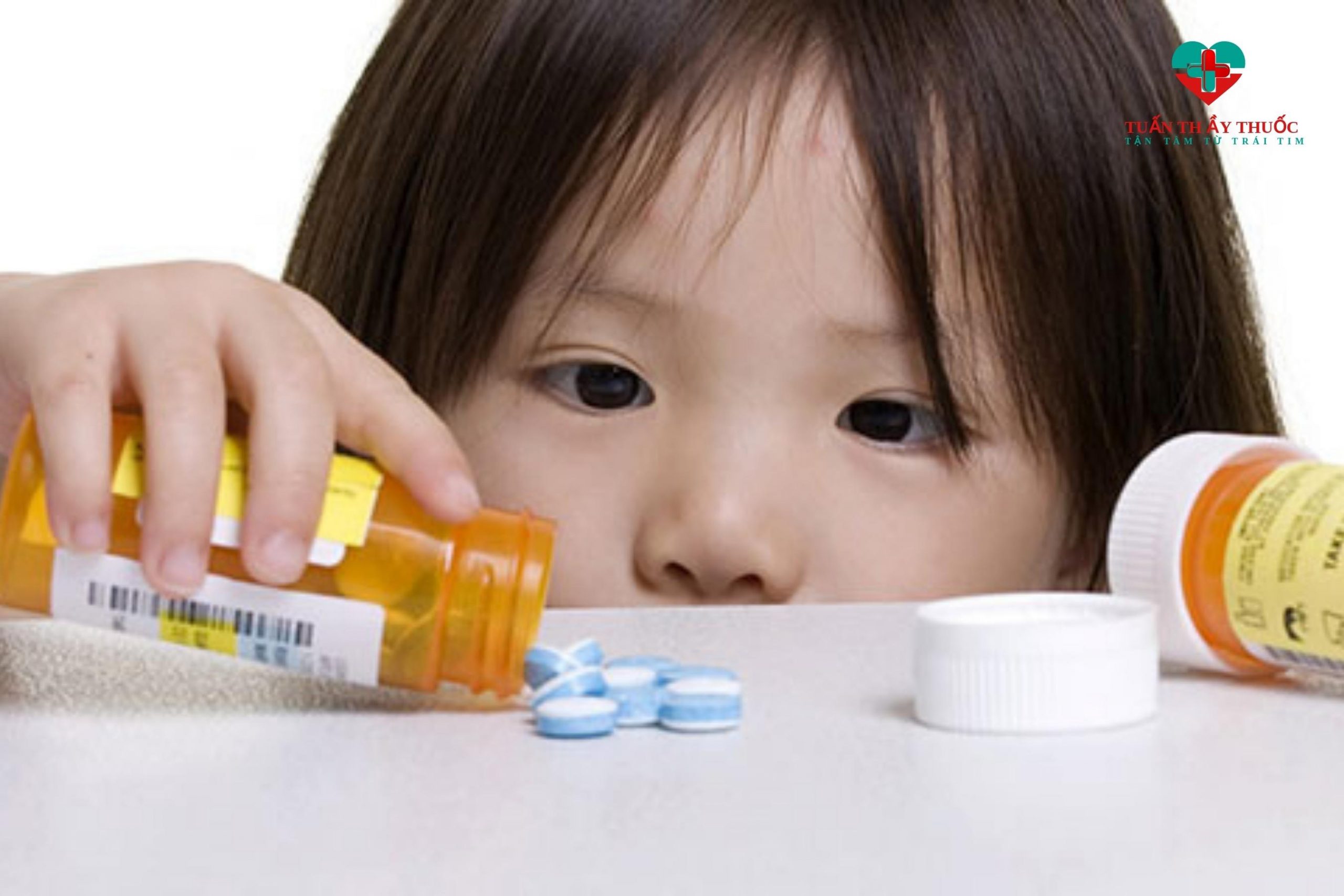Có nên dùng thuốc dành cho trẻ biếng ăn hay không?