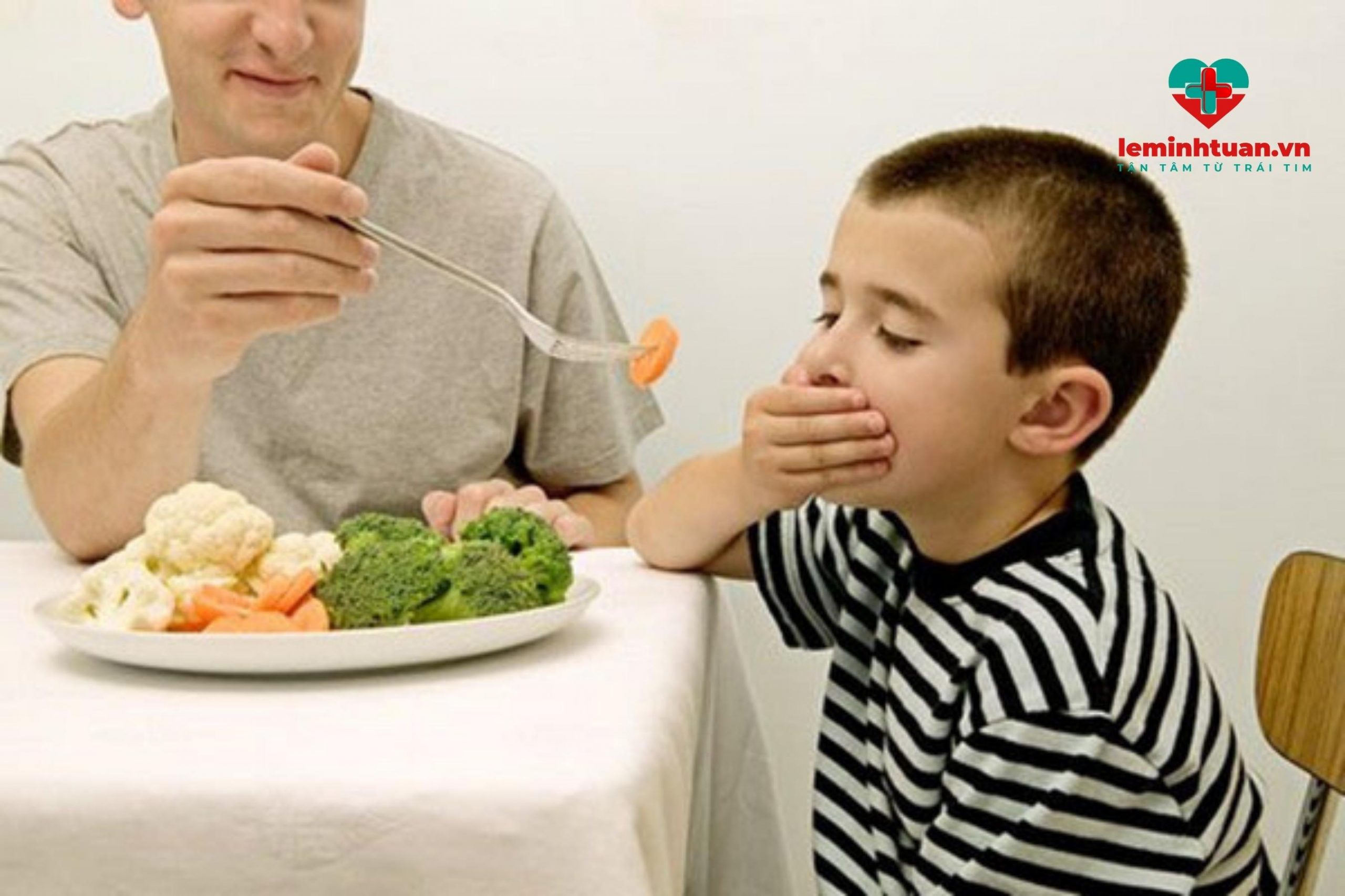Trẻ biếng ăn chậm tăng cân do cách chăm sóc con của cha mẹ chưa khoa học 