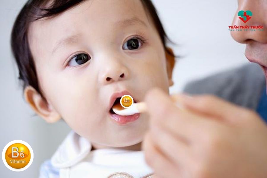 Cho trẻ uống vitamin B6 vào lúc nào?