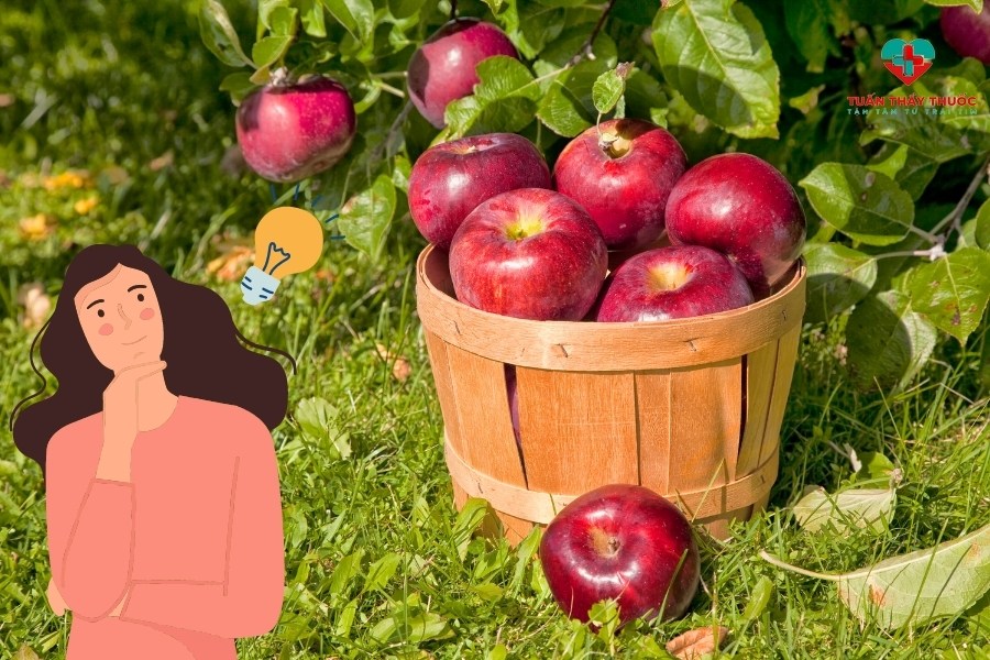 Thực phẩm bổ sung chất xơ cho bé: Trái táo