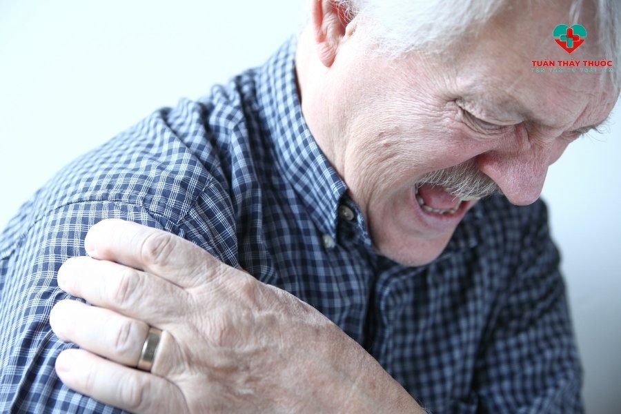 Mẹo chữa đau khớp vai giúp cơn đau giảm đáng kể